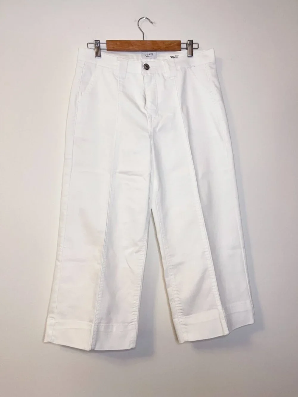Curve Appeal White High Rise Wide Leg Crop Jeans Women's Size 10/30 Stretch